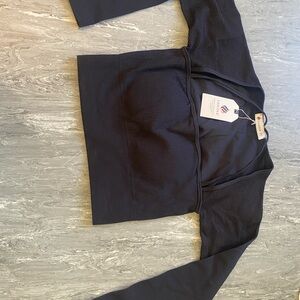 Laslulu athletica Midnight Black Crop Top